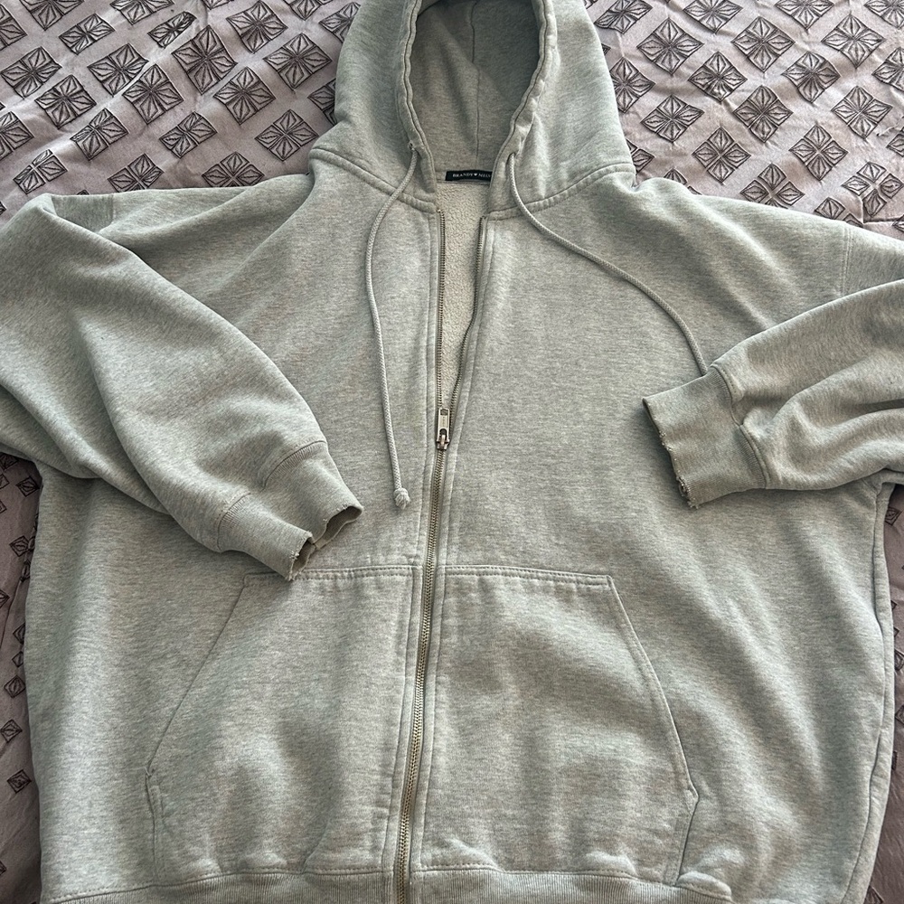 Brandy Melville Men's Zip-Up Hoodie in Light Sage